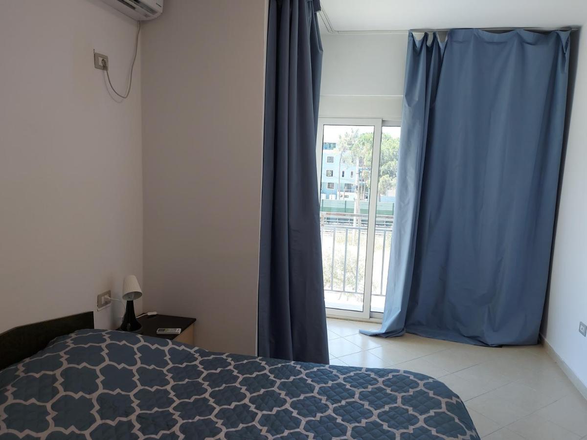 Golden Beach Apartments Durrës 外观 照片